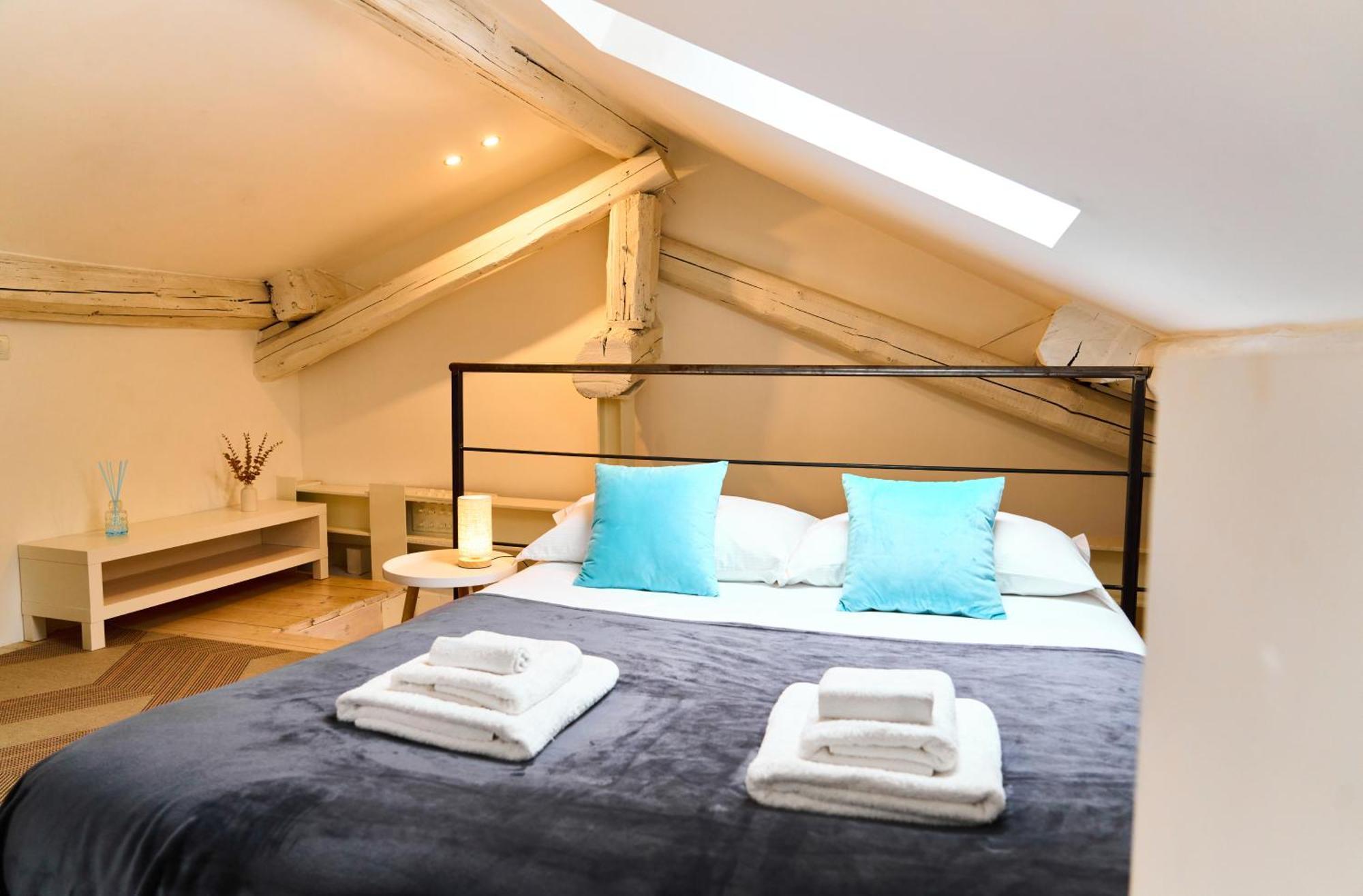 Riverside Loft Navigli - Spacious Two-bedroom Appartement Milan